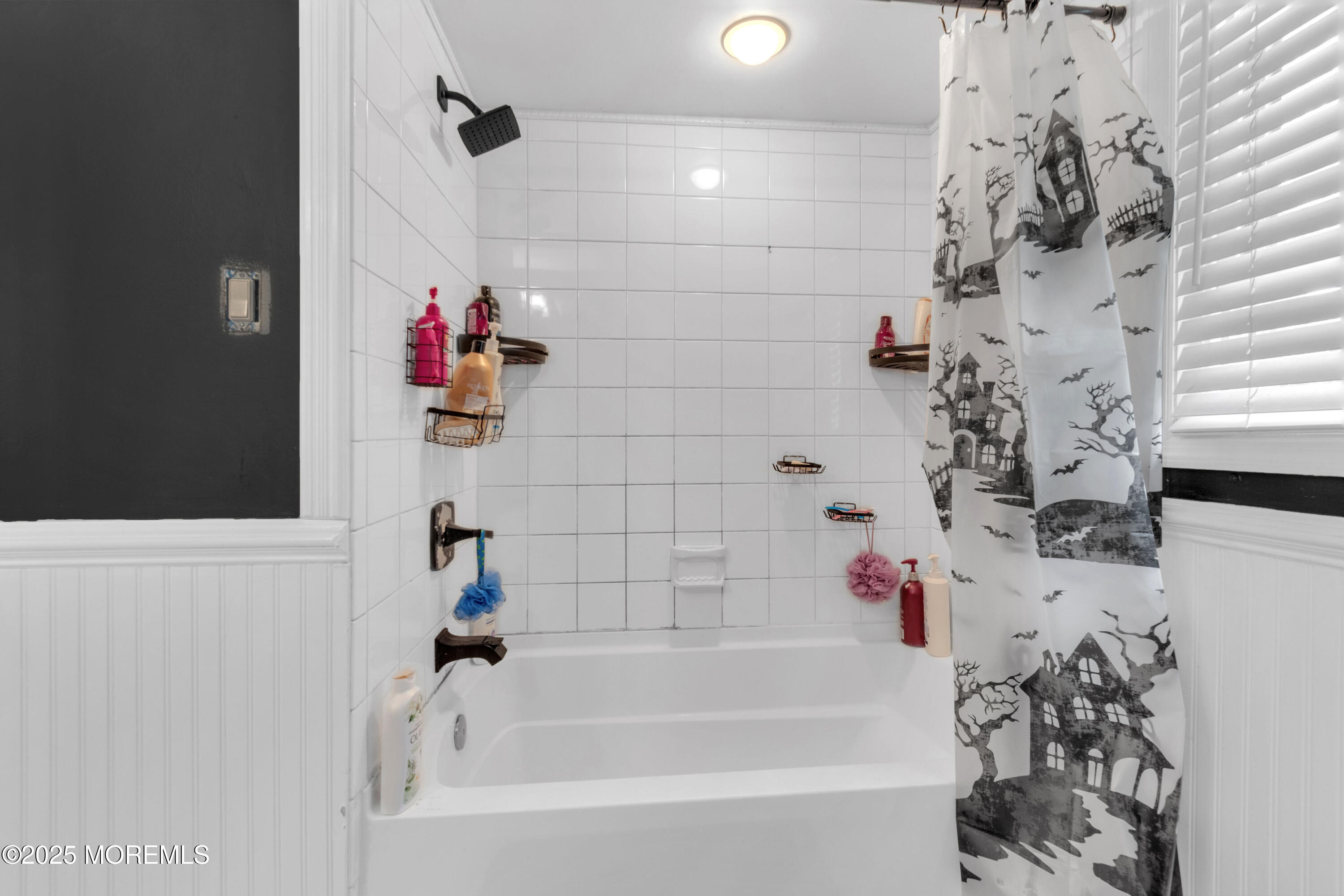 41 Longstreet Road Manalapan, NJ 07726 - Photo 30 of 51 a bathroom with a bathtub and shower