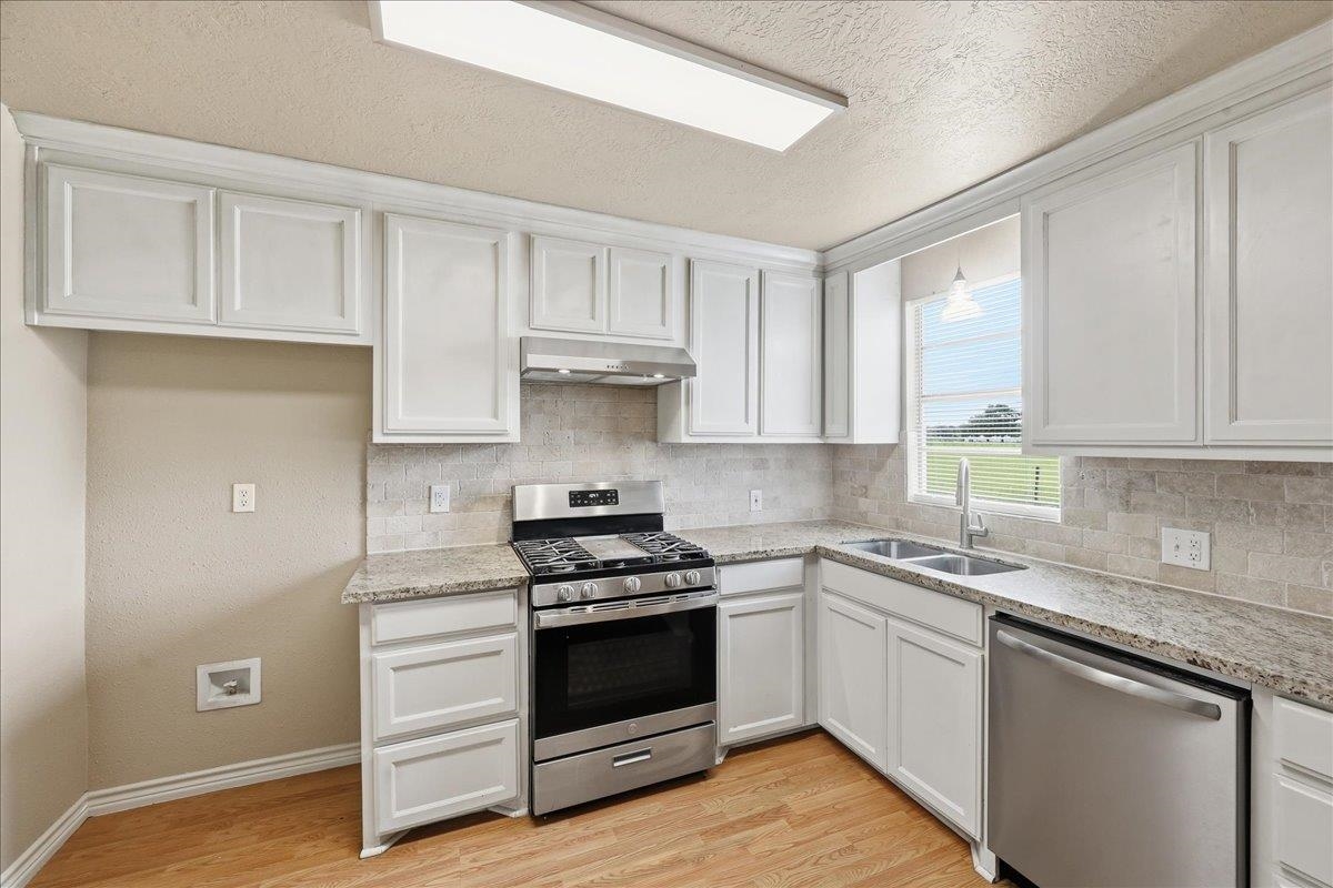 17261 County Line Road Winnie, TX 77665 - Photo 6 of 30