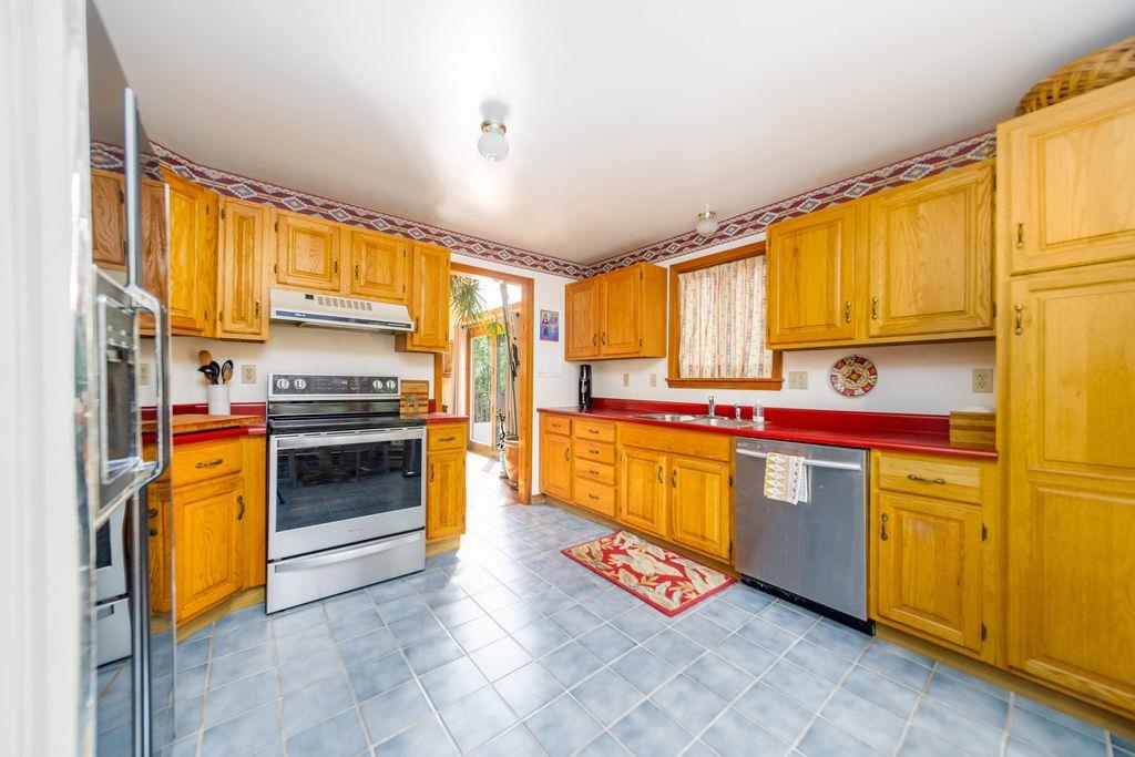 334 Mt Support Road Lebanon, NH 03766 - Photo 33 of 38