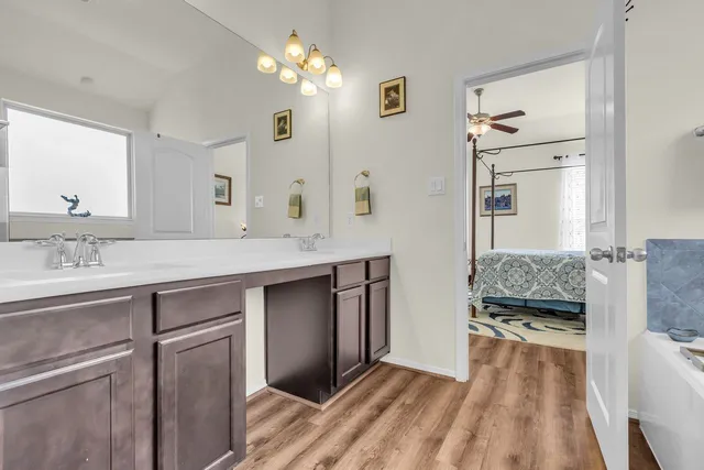 $440,000 | 14206 Rainier Peak Crossing, Conroe, TX 77384