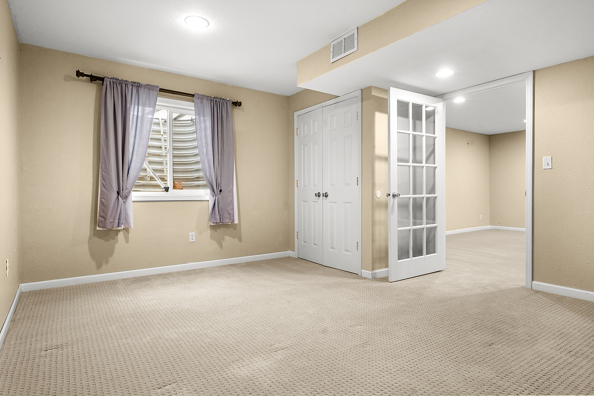 1005 Perry Lane Normal, IL 61761 - Photo 17 of 21