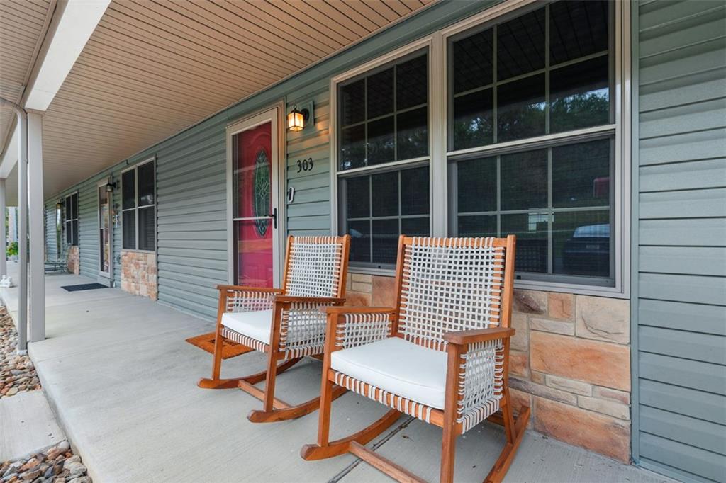 303 Wineberry Ridge Court Irwin, PA 15642 - Photo 5 of 35