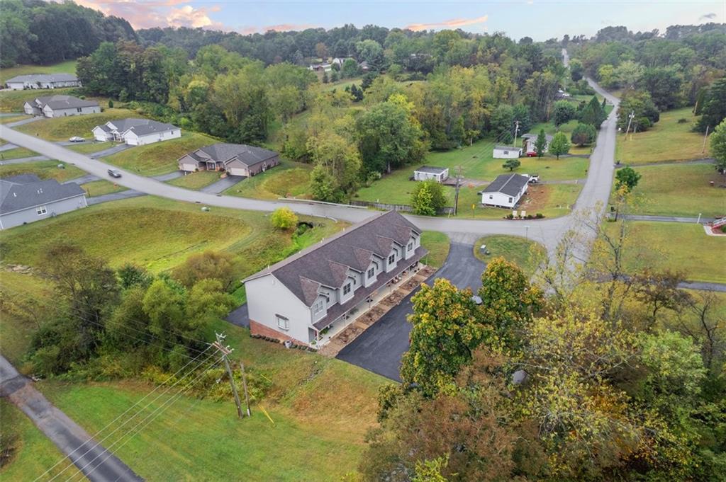 303 Wineberry Ridge Court Irwin, PA 15642 - Photo 7 of 35