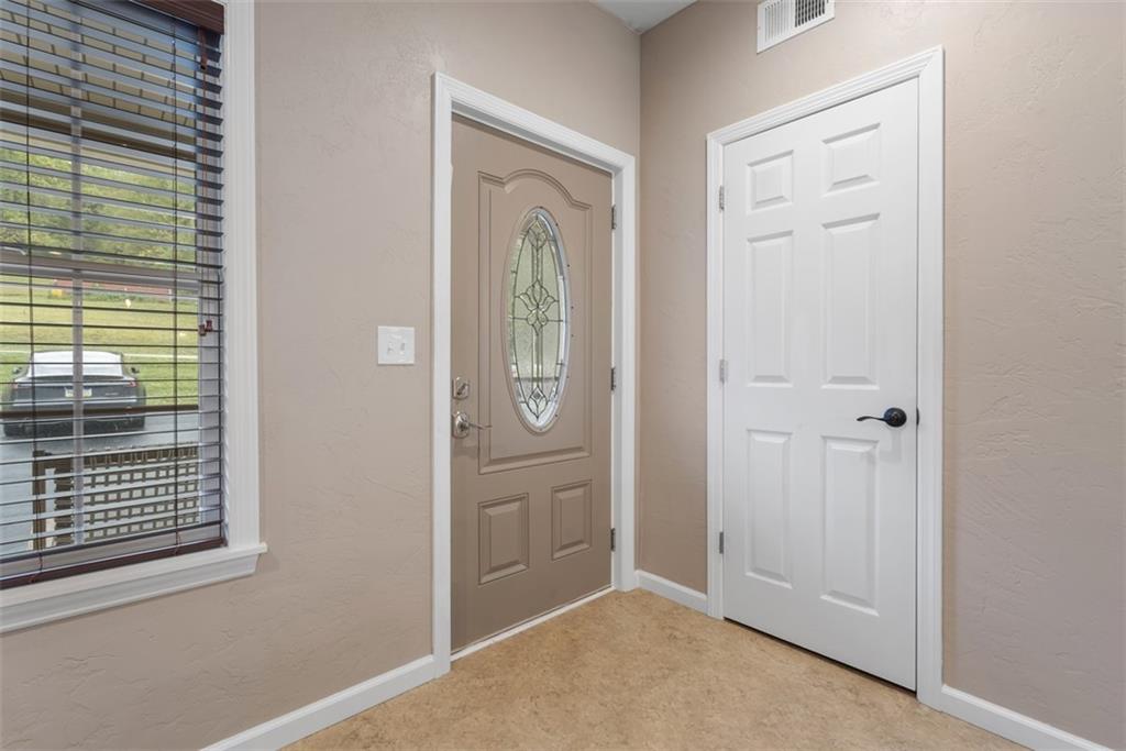 303 Wineberry Ridge Court Irwin, PA 15642 - Photo 10 of 35