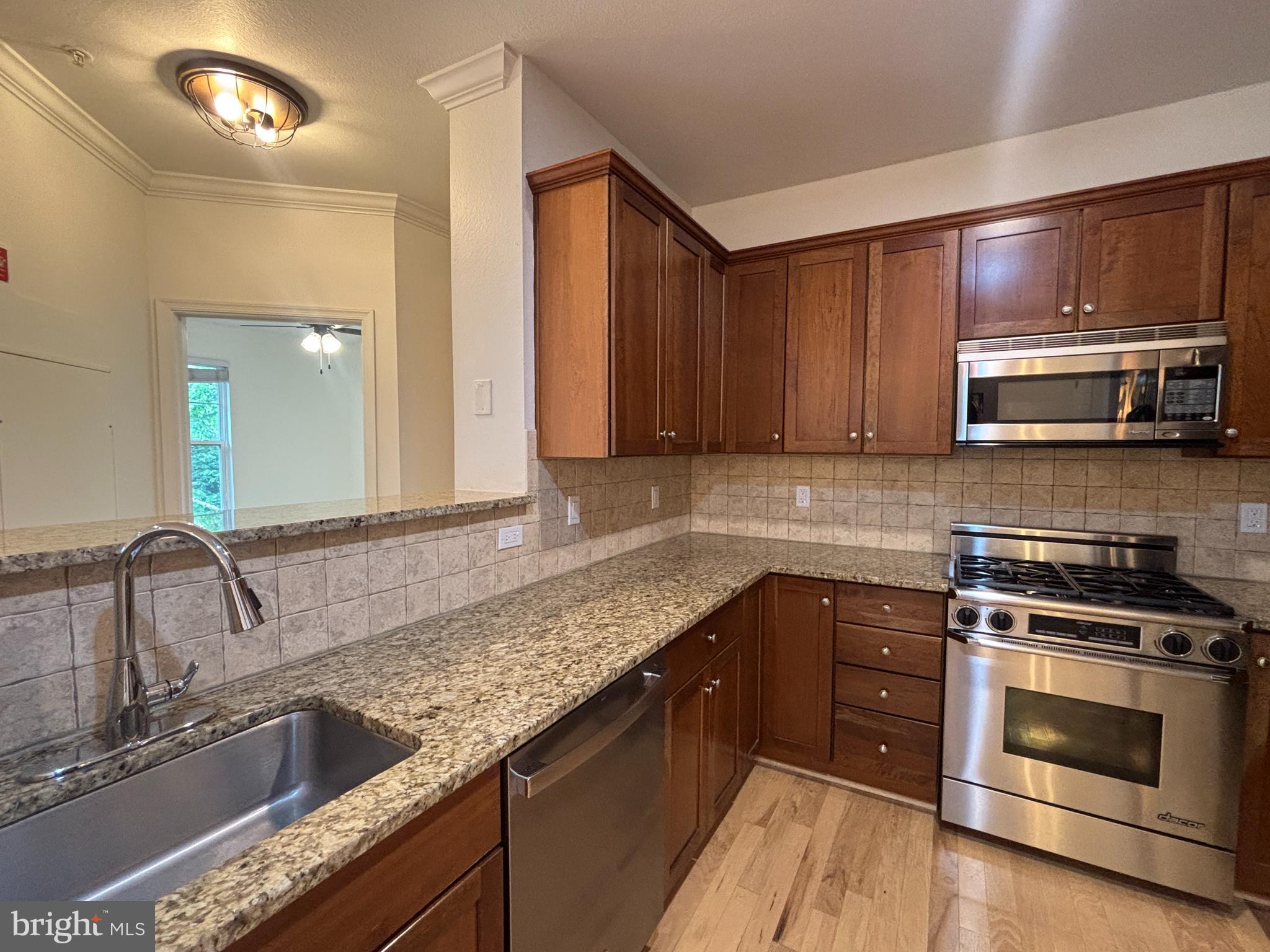 11800 Old Georgetown Road, Unit 1407 North Bethesda, MD 20852 - Photo 8 of 34