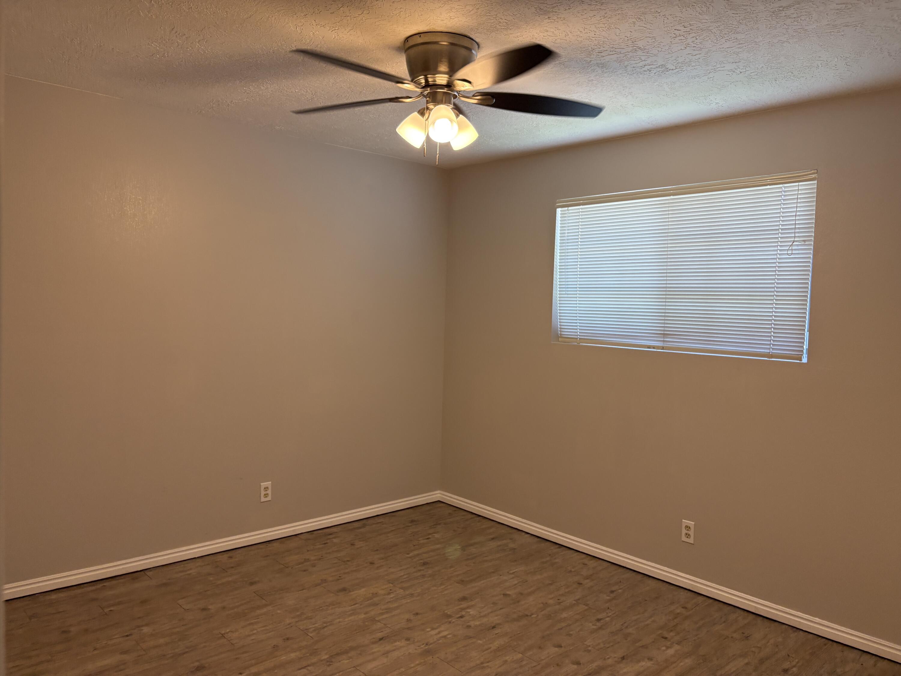 345 South 200 West, Unit 5 St. George, UT 84770 - Photo 7 of 15 IMG_3710