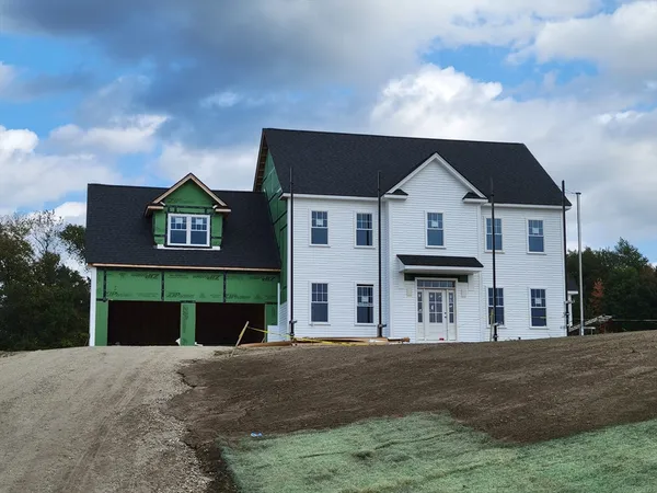 $799,900 | 22 Bayliss Way, Uxbridge, MA 01569