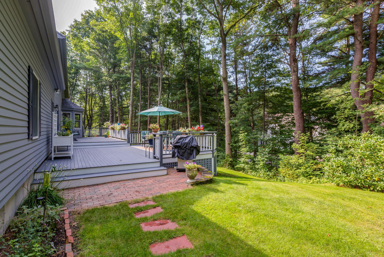 22 Stonegate Road Cape Elizabeth, ME 04107 - Photo 5 of 60 22 Stonegate Rd Cape Elizabeth-large-005