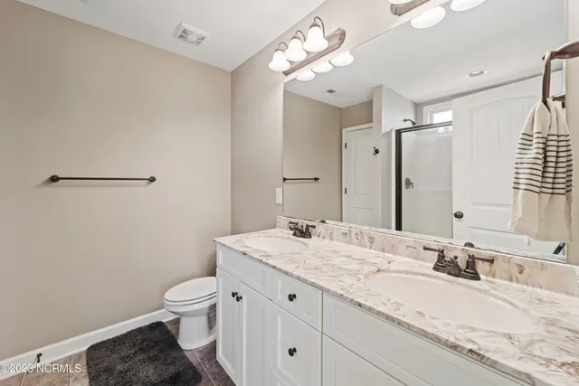 $1,595 | 202 Chestwood Drive, Hubert, NC 28539