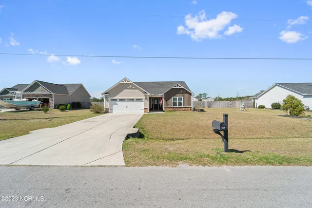 $1,595 | 202 Chestwood Drive, Hubert, NC 28539