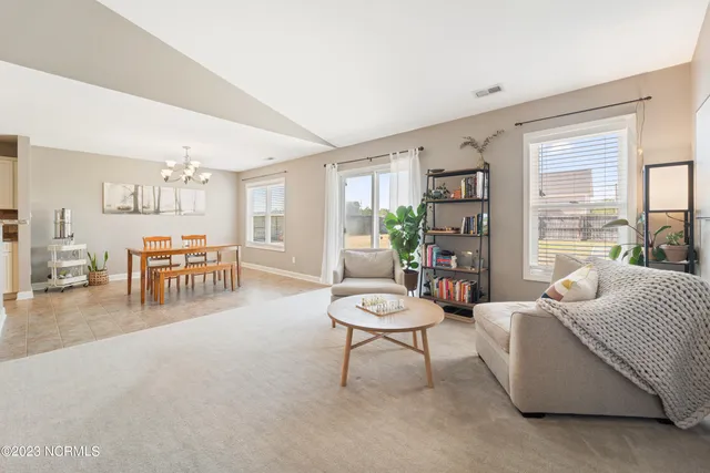 $1,595 | 202 Chestwood Drive, Hubert, NC 28539