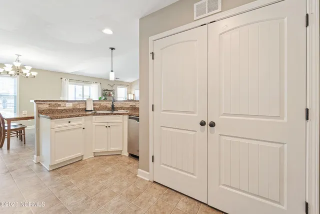 $1,595 | 202 Chestwood Drive, Hubert, NC 28539