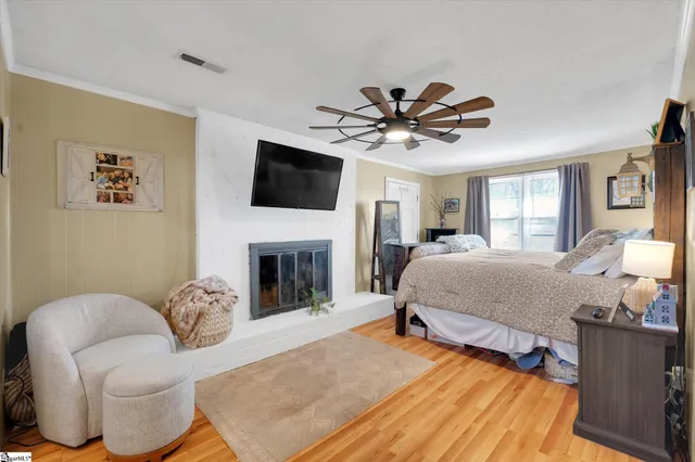 $245,000 | 10 Glen Haven Court, Greenville, SC 29611