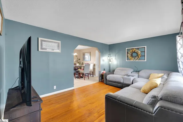 $245,000 | 10 Glen Haven Court, Greenville, SC 29611