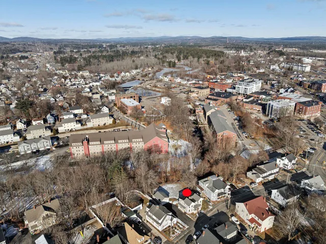 $2,250 | 57 Congress Street, Unit 1, Rochester, NH 03867