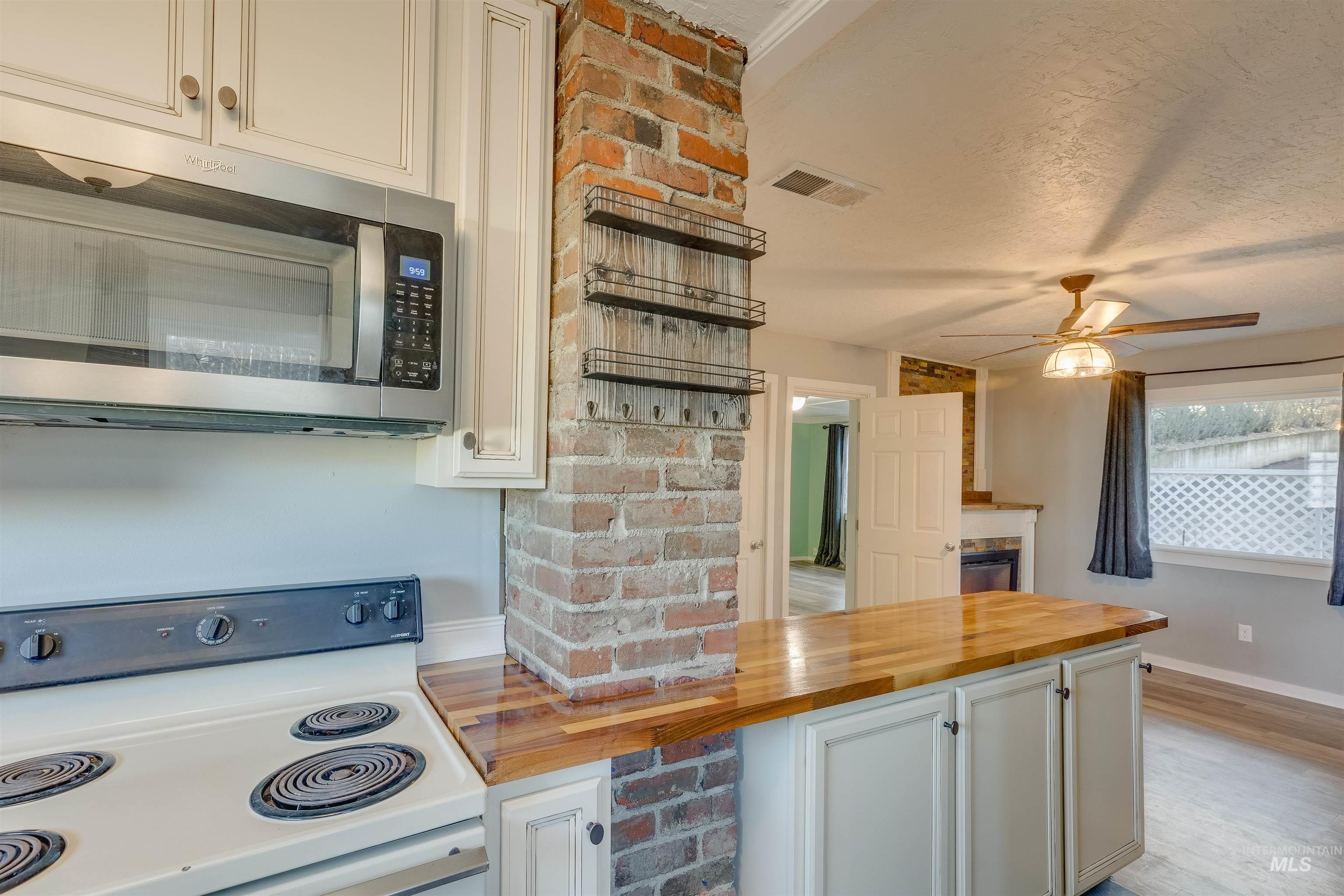 212 Henley Street Moscow, ID 83843 - Photo 12 of 49