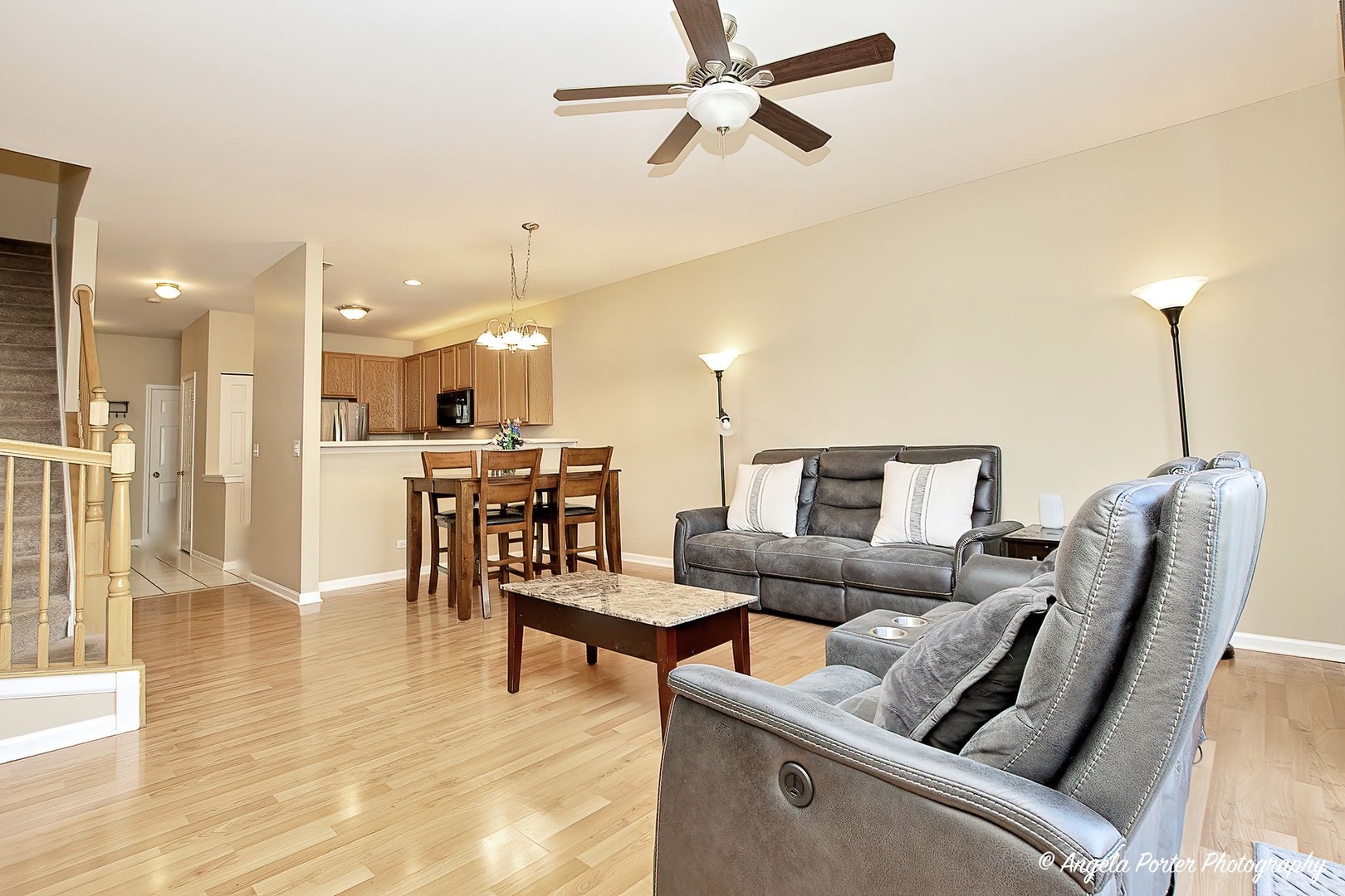 3012 Falling Waters Lane Lindenhurst, IL 60046 - Photo 9 of 21 a living room with furniture and kitchen view