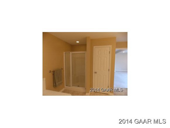 468 Quick's Mill Road Verona, VA 24482 - Photo 16 of 24 a picture of a living room