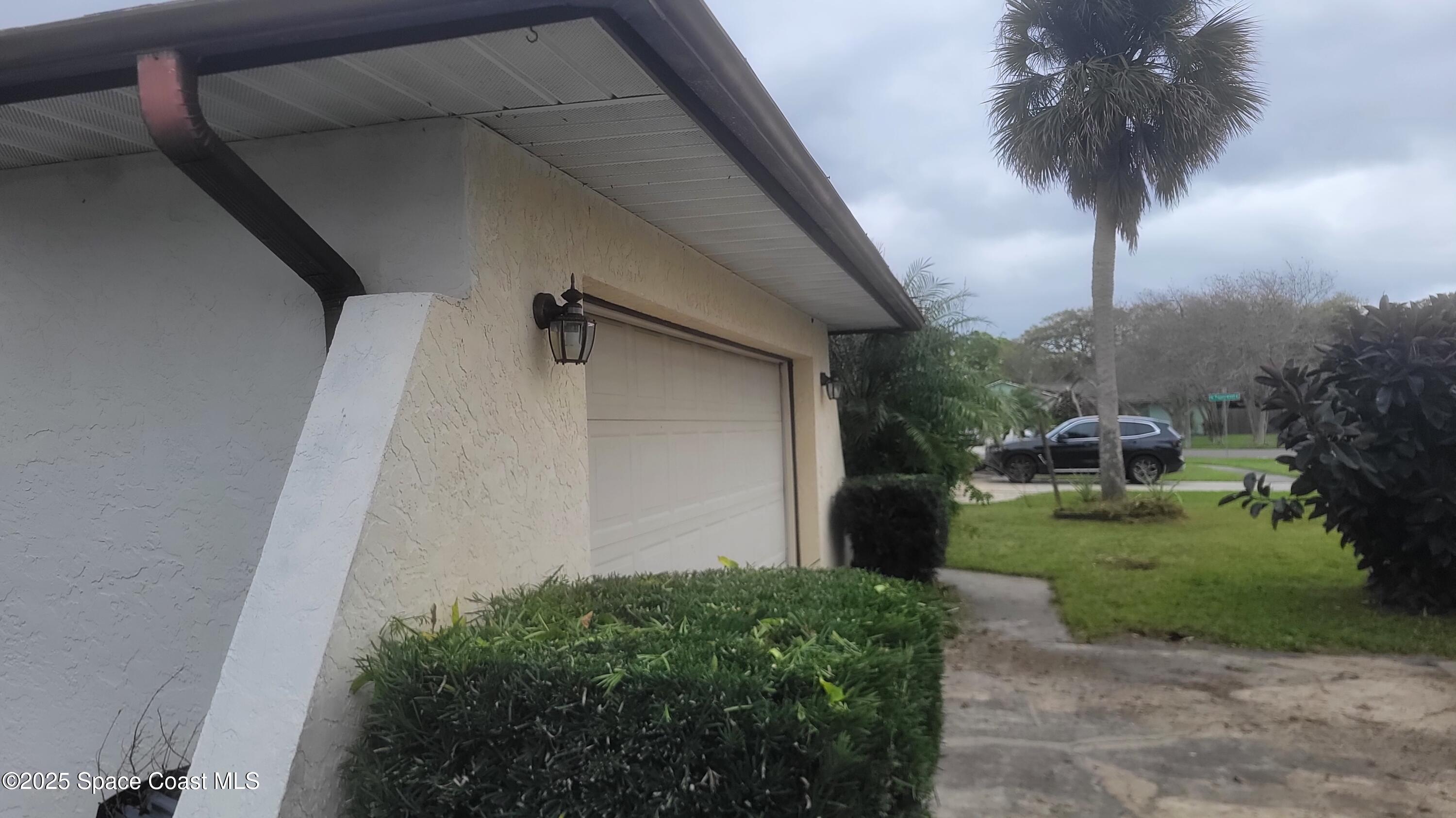 1880 Tallpine Road Melbourne, FL 32935 - Photo 3 of 27 1000020146