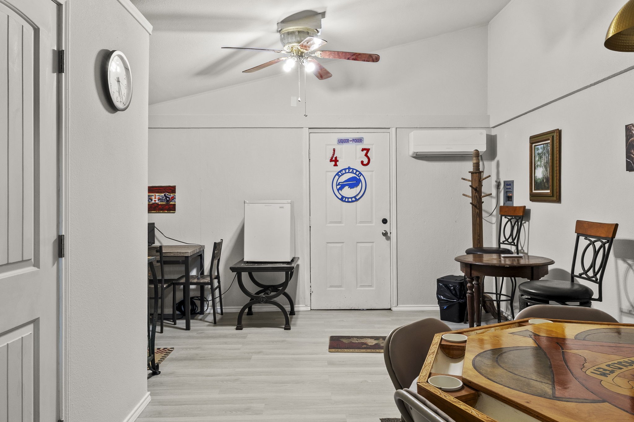 12498 Highway 69 Colmesneil, TX 75938 - Photo 25 of 50 a view of a room with furniture and wooden floor