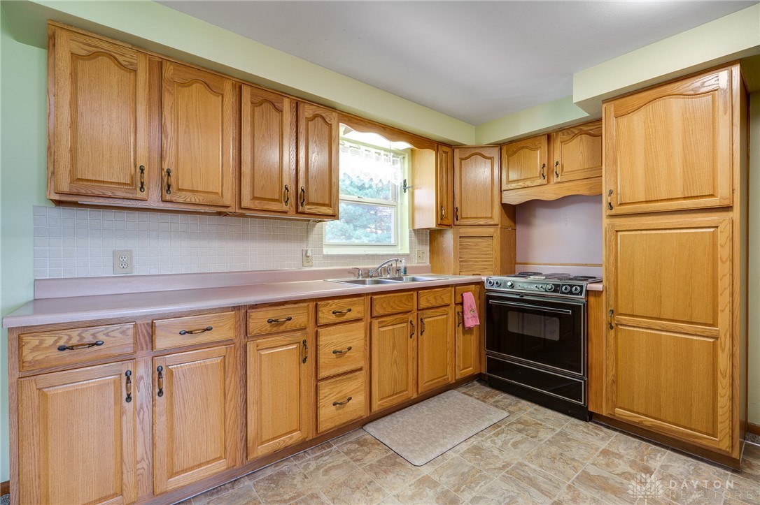 1237 Old Springfield Road Vandalia, OH 45377 - Photo 19 of 62 Gallery Image 19