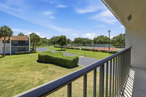 $160,000 | 2925 Southwest 22nd Avenue, Unit 2080, Delray Beach, FL 33445