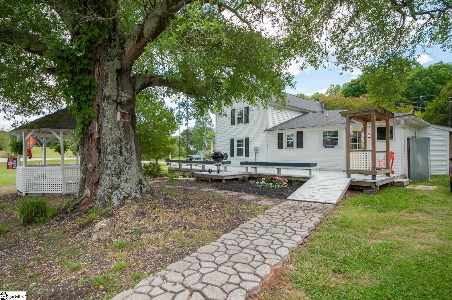 707 Old Dacusville Road Easley, SC 29640 - Photo 29 of 34