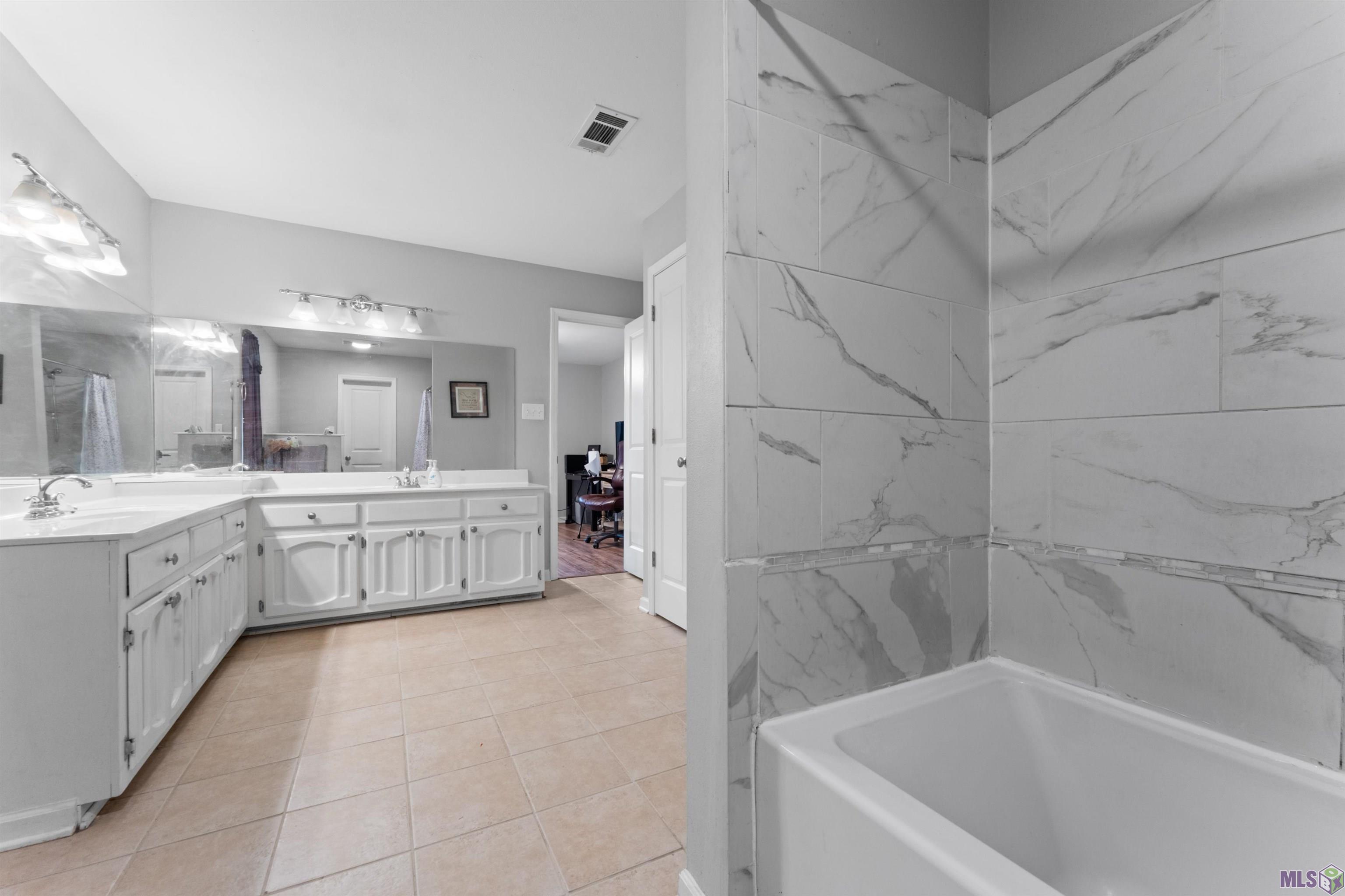 17742 La Grange Court Baton Rouge, LA 70817 - Photo 14 of 22