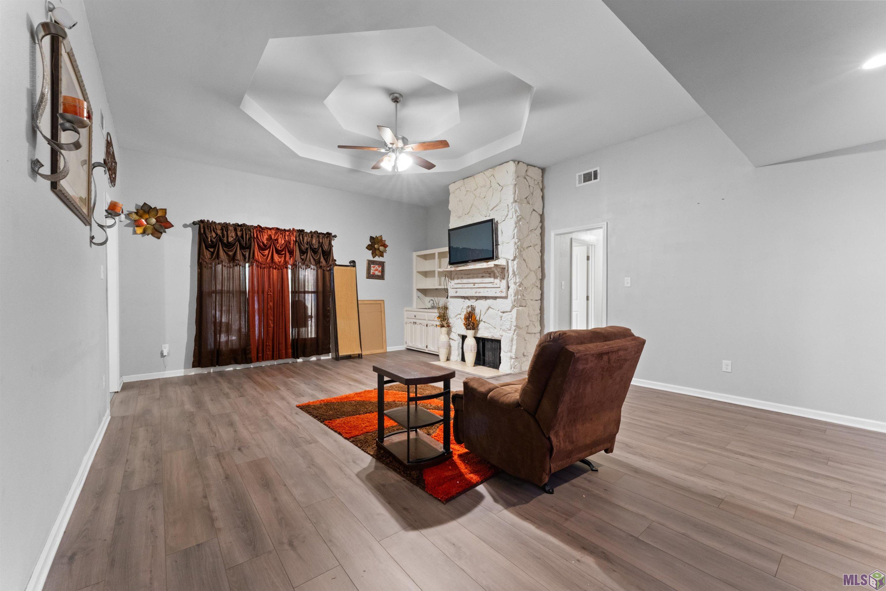 17742 La Grange Court Baton Rouge, LA 70817 - Photo 3 of 22