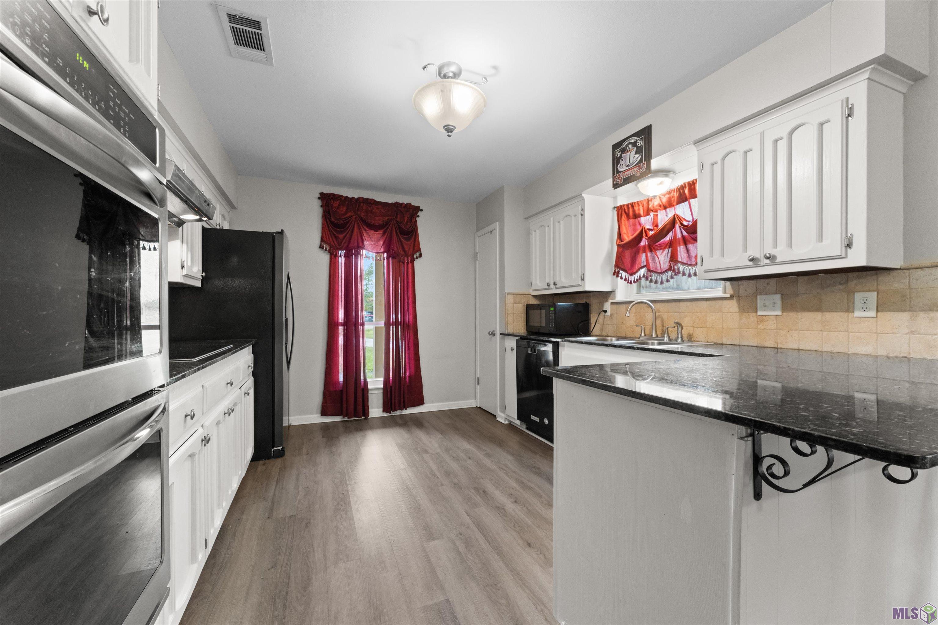 17742 La Grange Court Baton Rouge, LA 70817 - Photo 6 of 22