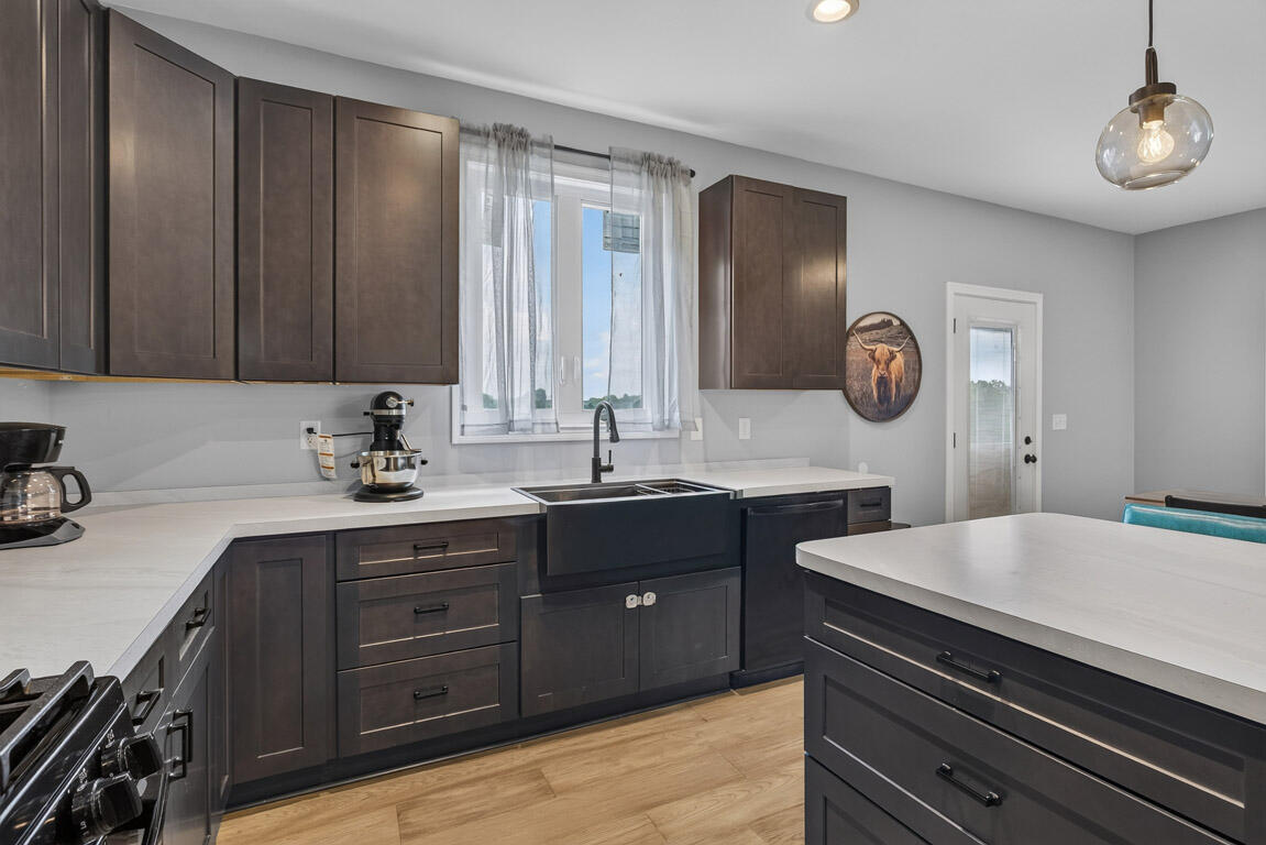 13934 Peach Grove Road California, KY 41007 - Photo 9 of 25 Kitchen3