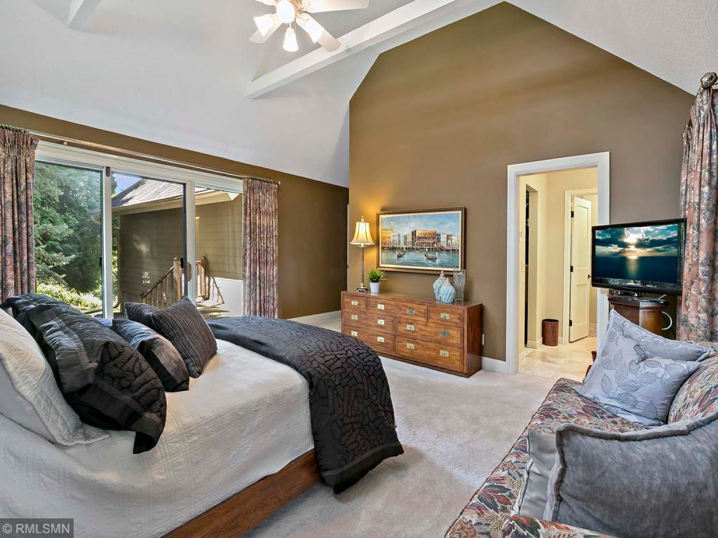 10369 Bluff Road Eden Prairie, MN 55347 - Photo 40 of 41 Gallery Image 40