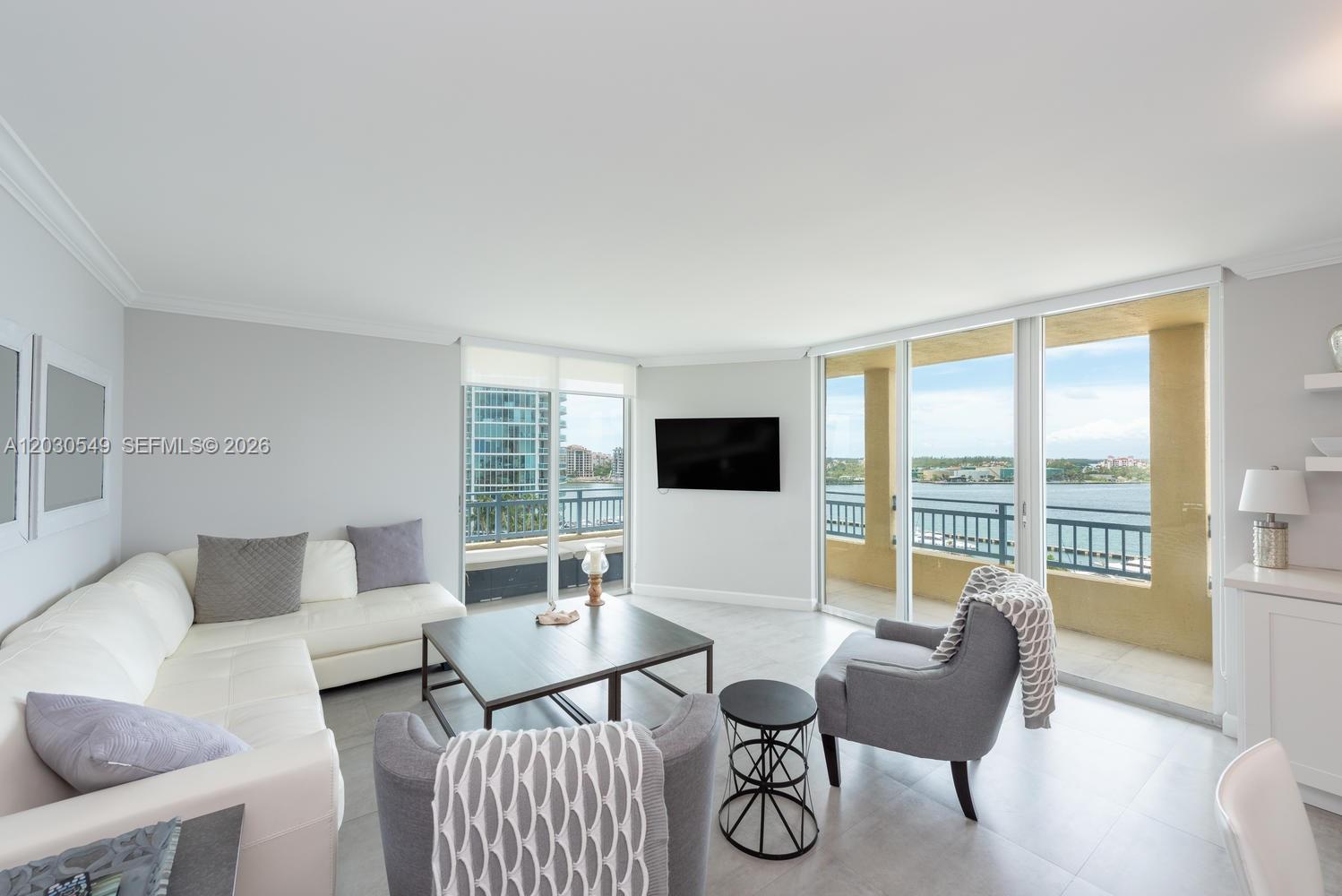 90 Alton Road, Unit 1102 Miami Beach, FL 33139 - Photo 2 of 27