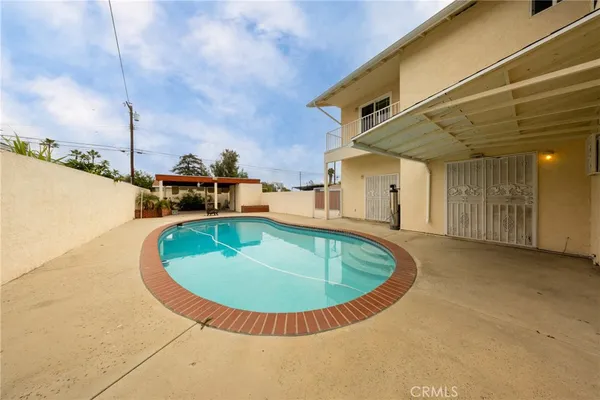 $4,100 | 642 North 6th Avenue, Upland, CA 91786