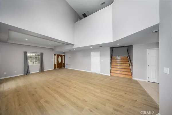 $4,100 | 642 North 6th Avenue, Upland, CA 91786