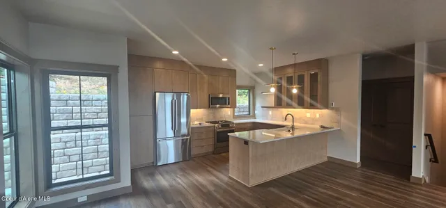 $2,595,000 | 84 Hemlock Lane, Unit 201, Sandpoint, ID 83864