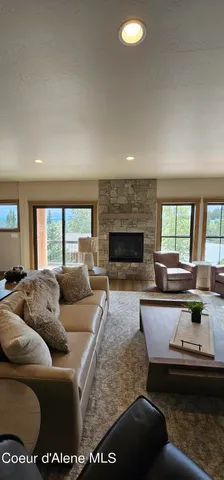 $2,595,000 | 84 Hemlock Lane, Unit 201, Sandpoint, ID 83864
