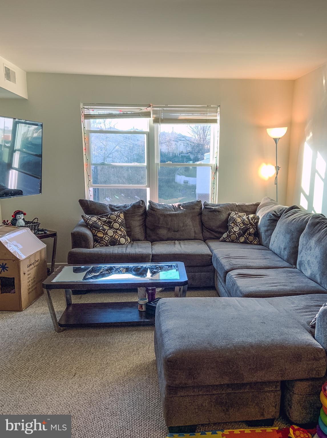 9489 Woodbridge Road Philadelphia, PA 19114 - Photo 3 of 12 Gallery Image 3