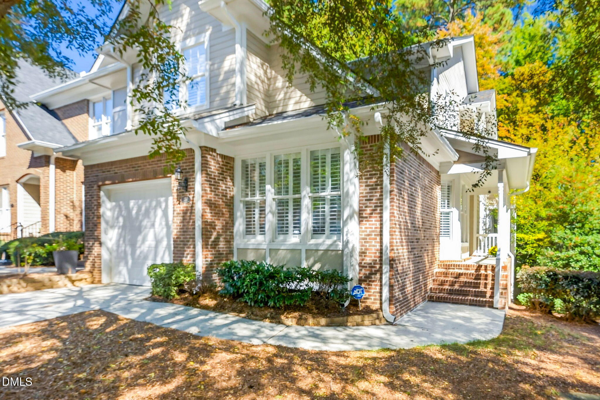 6-web-or-mls-250 Ashton Hall (6 of 69)