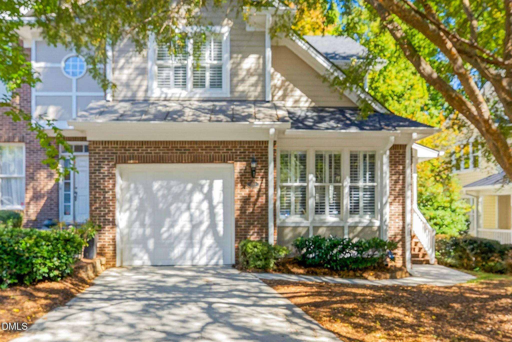 4-web-or-mls-250 Ashton Hall (4 of 69)