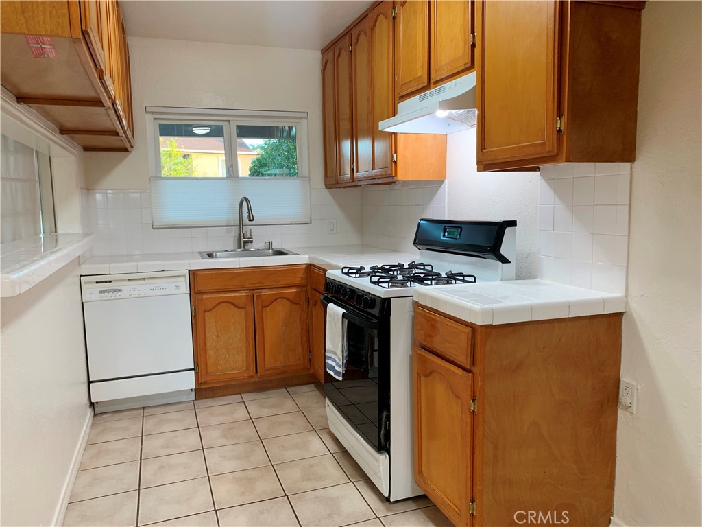 4053 Barrett Road Los Angeles, CA 90032 - Photo 15 of 40 Gallery Image 15
