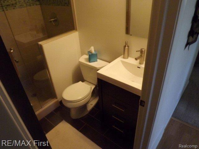 781 Bolinger Street Rochester, MI 48307 - Photo 39 of 44 Updated Bath - lower level
