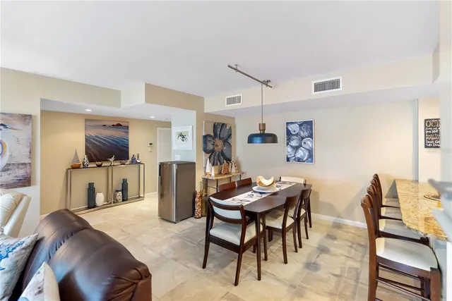 $925,000 | 1212 Benjamin Franklin Drive, Unit 206, Sarasota, FL 34236