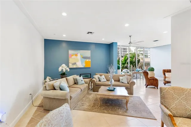 $925,000 | 1212 Benjamin Franklin Drive, Unit 206, Sarasota, FL 34236