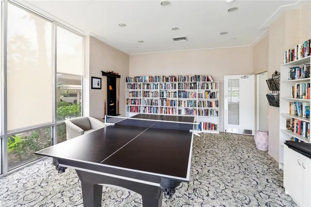 $925,000 | 1212 Benjamin Franklin Drive, Unit 206, Sarasota, FL 34236