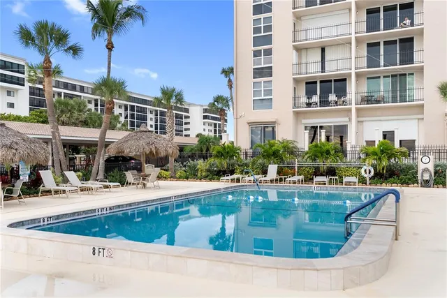 $925,000 | 1212 Benjamin Franklin Drive, Unit 206, Sarasota, FL 34236