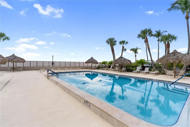 $925,000 | 1212 Benjamin Franklin Drive, Unit 206, Sarasota, FL 34236