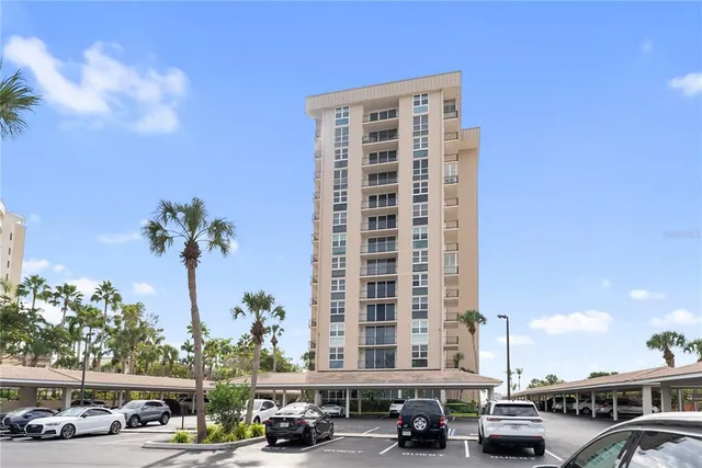 $925,000 | 1212 Benjamin Franklin Drive, Unit 206, Sarasota, FL 34236