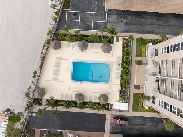 $925,000 | 1212 Benjamin Franklin Drive, Unit 206, Sarasota, FL 34236