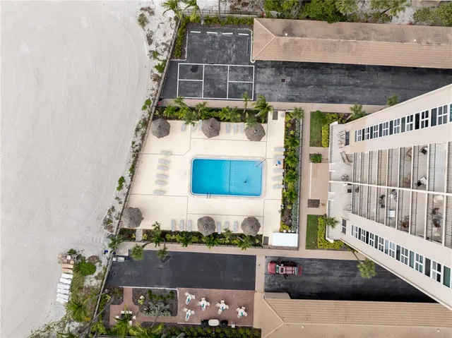 $925,000 | 1212 Benjamin Franklin Drive, Unit 206, Sarasota, FL 34236